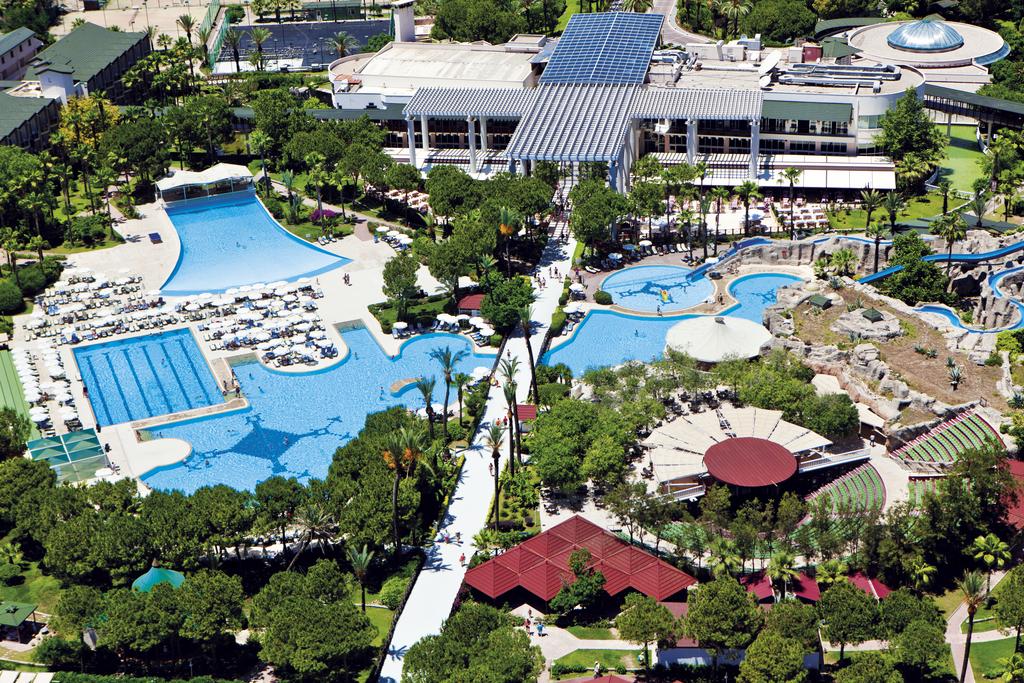 Dobedan World Palace Hotel (ex Alva Donna World Palace)