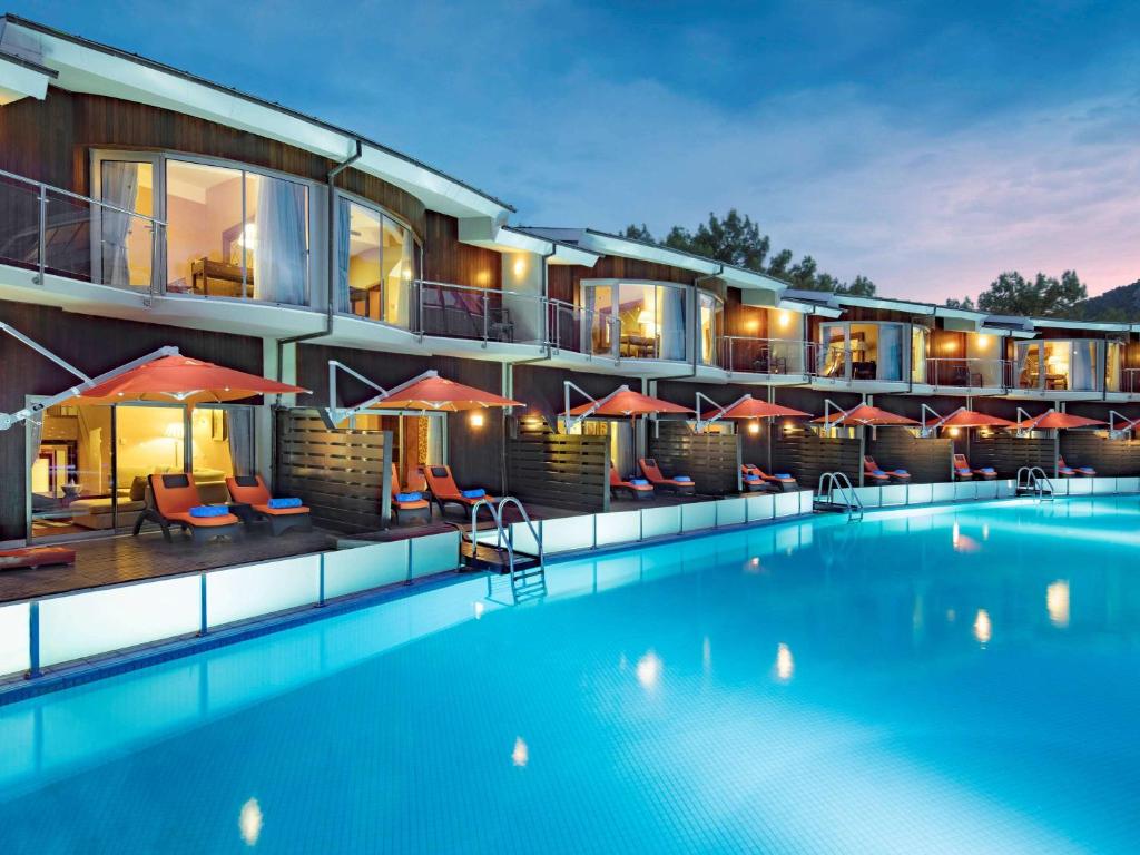 Rixos Sungate - The Land of Legends Access